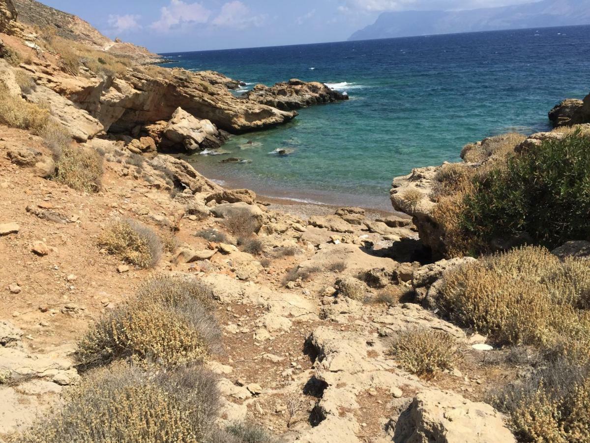 MmeBassia Bed & Breakfast Chania  Bagian luar foto